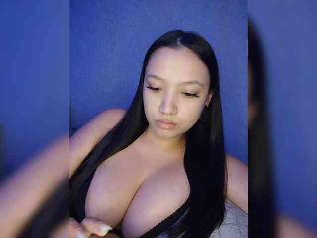 Arina979797 Live Webcam on BongaCams