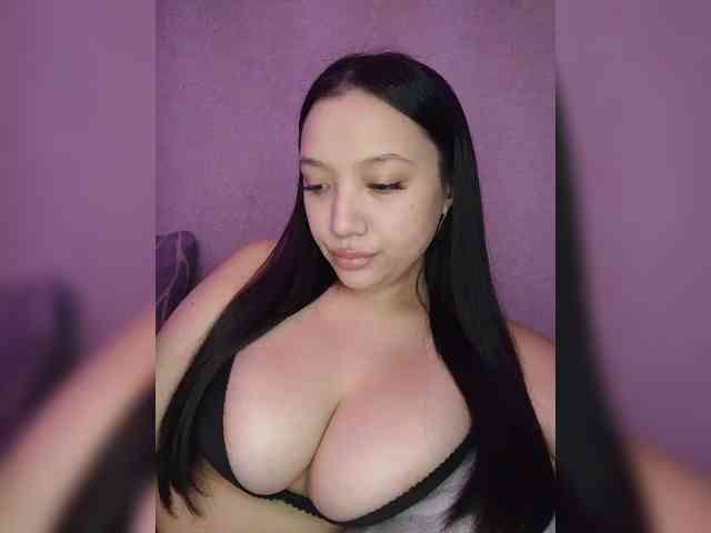 Arina979797 Live Webcam on BongaCams