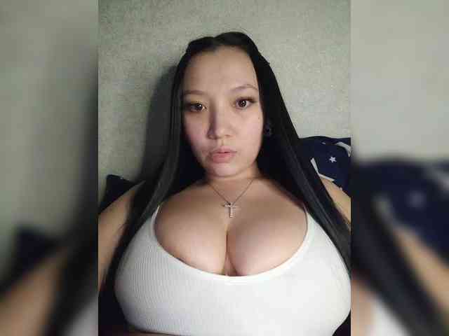 Arina979797 Live Webcam on BongaCams