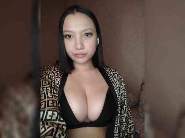 Arina979797 Live Webcam on BongaCams