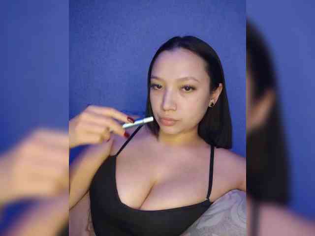 Arina979797 Live Webcam on BongaCams