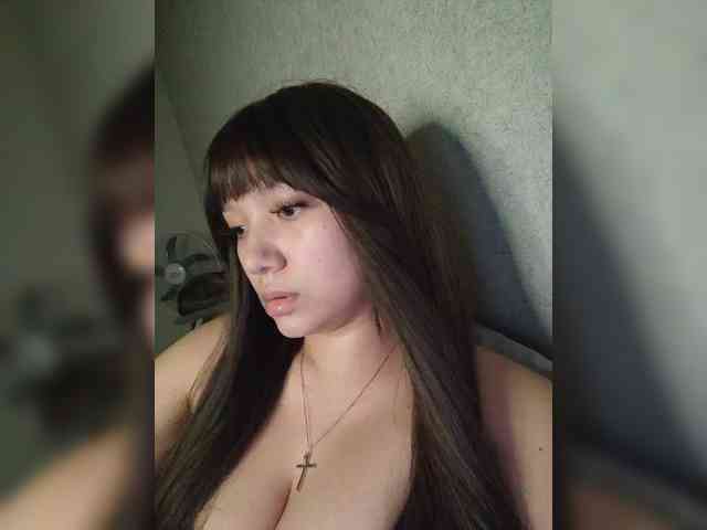 Arina979797 Live Webcam on BongaCams