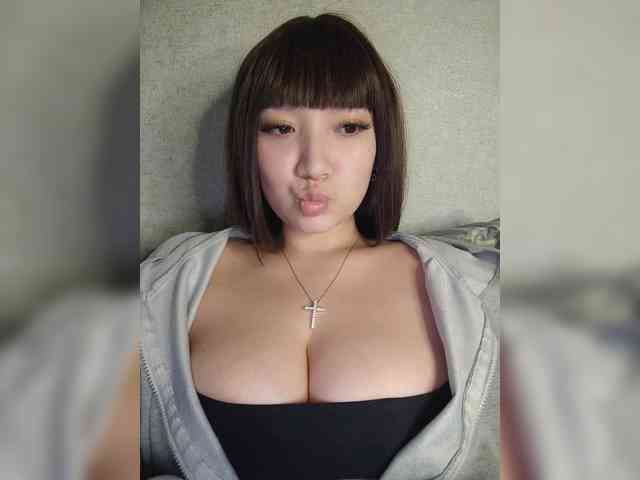 Arina979797 Live Webcam on BongaCams