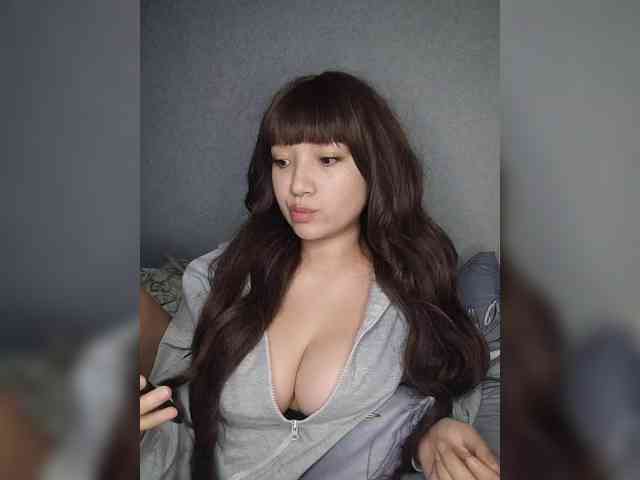 Arina979797 Live Webcam on BongaCams