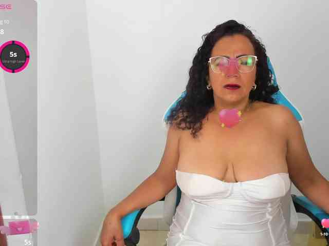 yosselin23 webcam