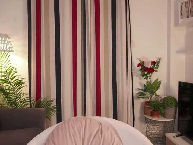 raychellblack's BongaCams show and profile