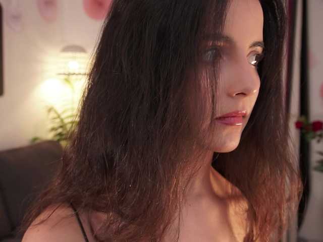 raychellblack's BongaCams show and profile