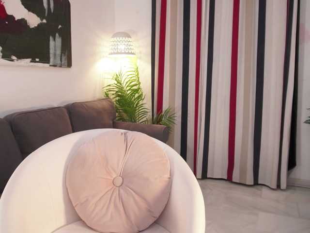 raychellblack's BongaCams show and profile