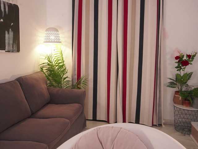 raychellblack's BongaCams show and profile