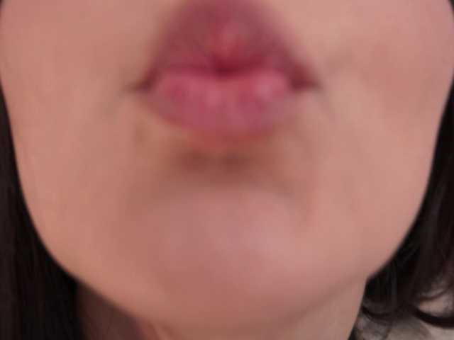 raychellblack's BongaCams show and profile