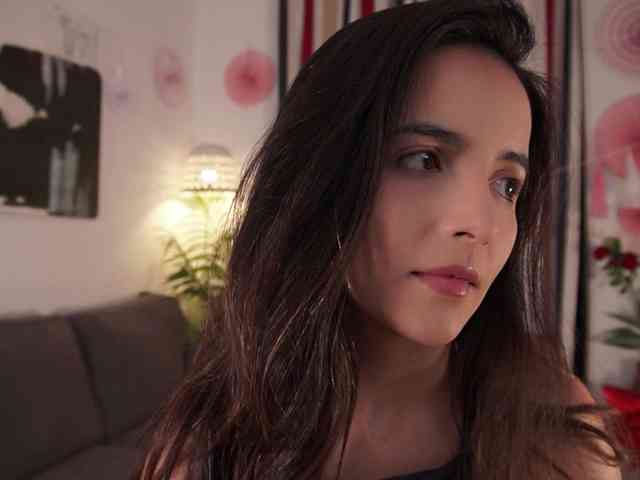 Raychell_Black webcam