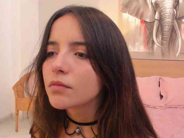 Raychell_Black webcam