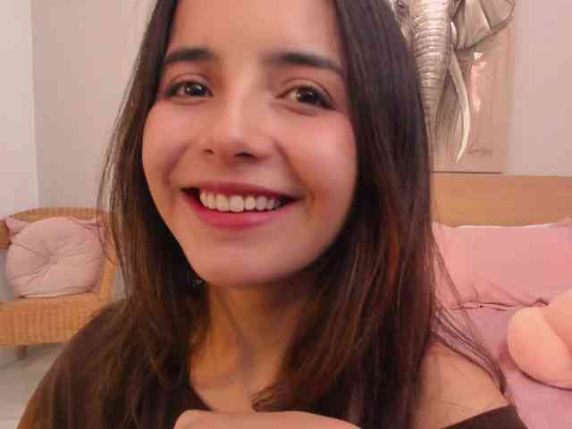 Raychell_Black webcam