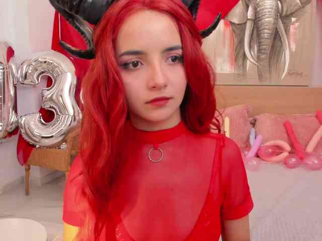 Raychell_Black webcam