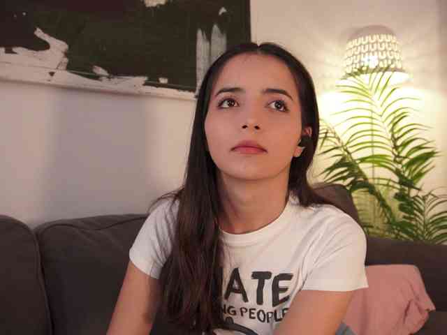 Raychell_Black webcam