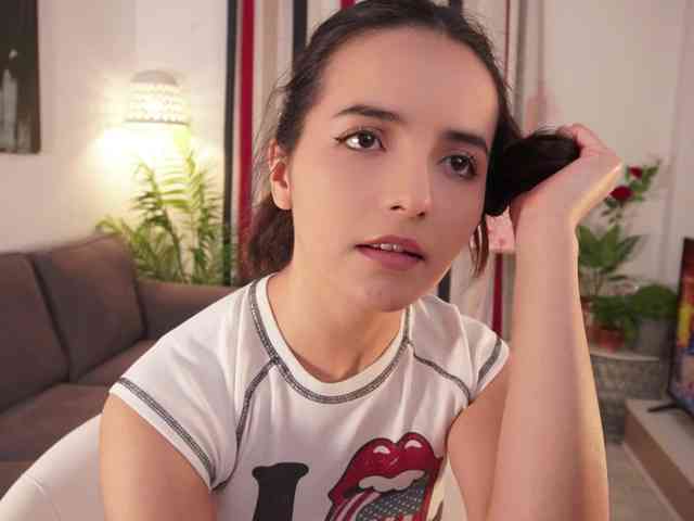 Raychell_Black webcam