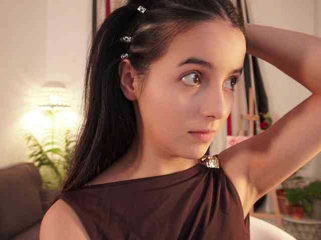 Raychell_Black webcam