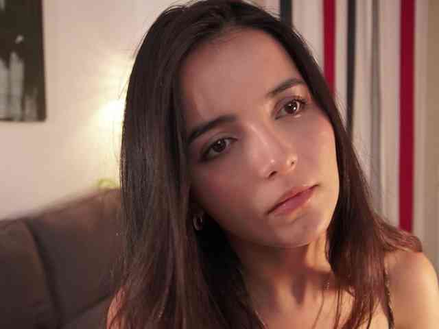 Raychell_Black webcam