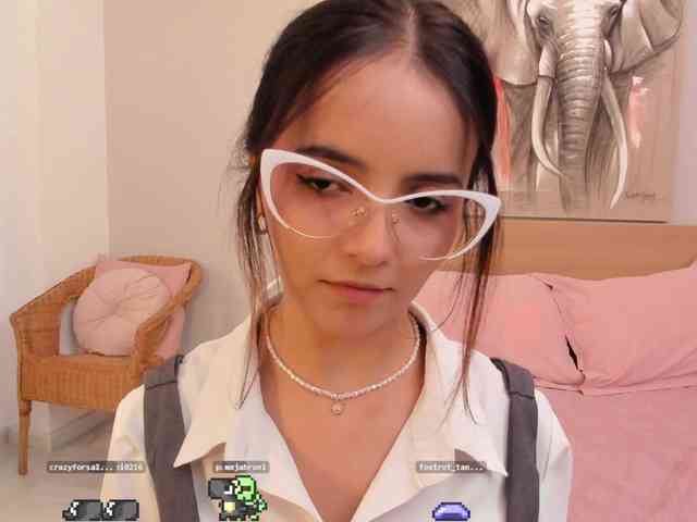 Raychell_Black webcam
