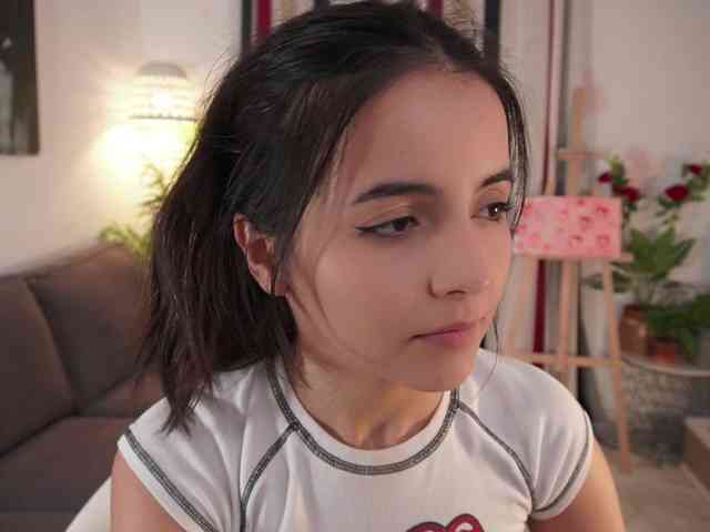 Raychell_Black webcam