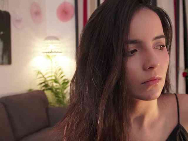 Raychell_Black webcam