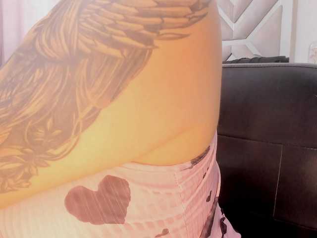 AlanaRouse1's BongaCams show and profile