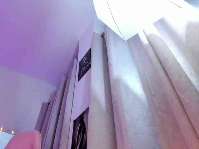 AlanaRouse1 webcam