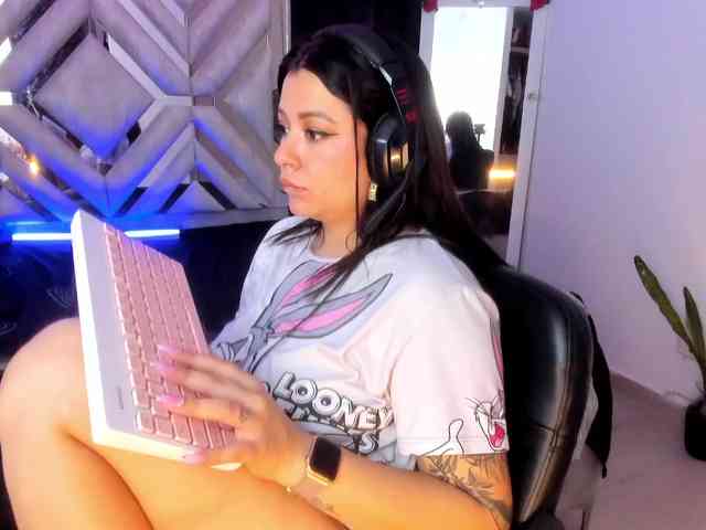 AlanaRouse1 AlanaRouse1