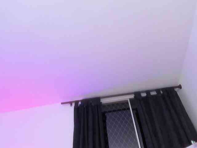 AlanaRouse1 webcam