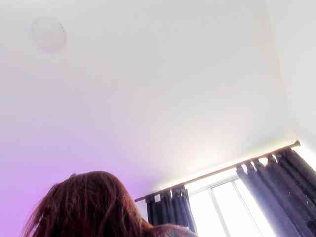 AlanaRouse1 webcam