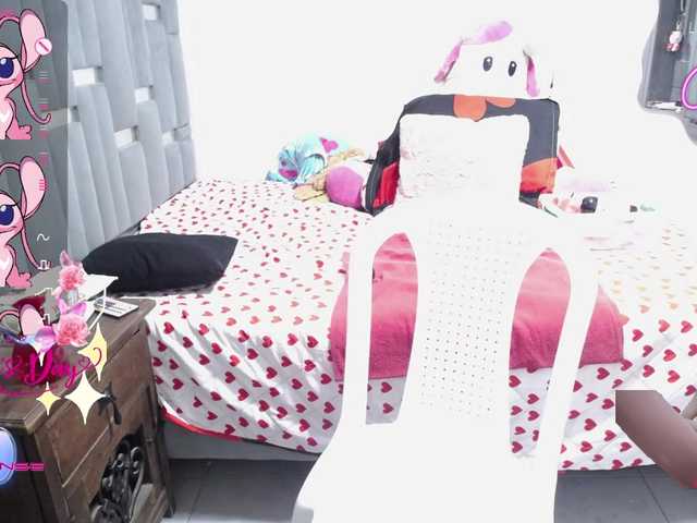 thickebonymilf's BongaCams show and profile