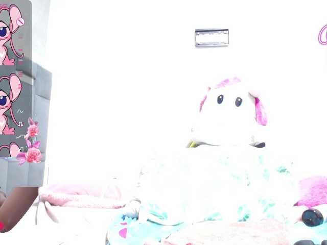 thickebonymilf's BongaCams show and profile