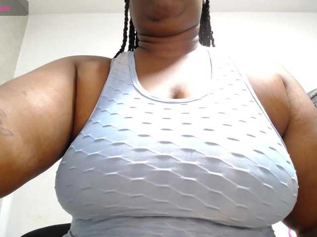 thickebonymilf's BongaCams show and profile