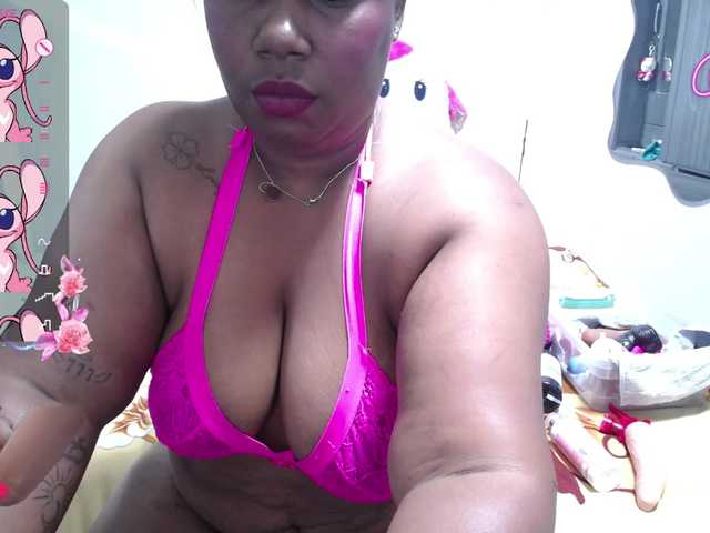 thickebonymilf's BongaCams show and profile