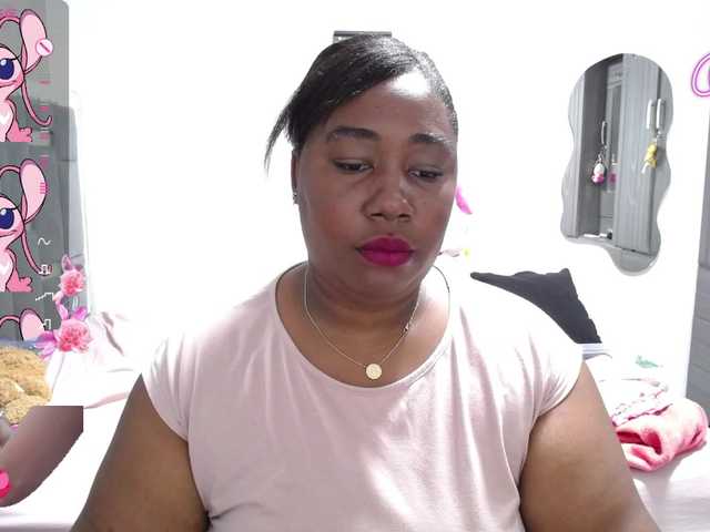 thickebonymilf's BongaCams show and profile
