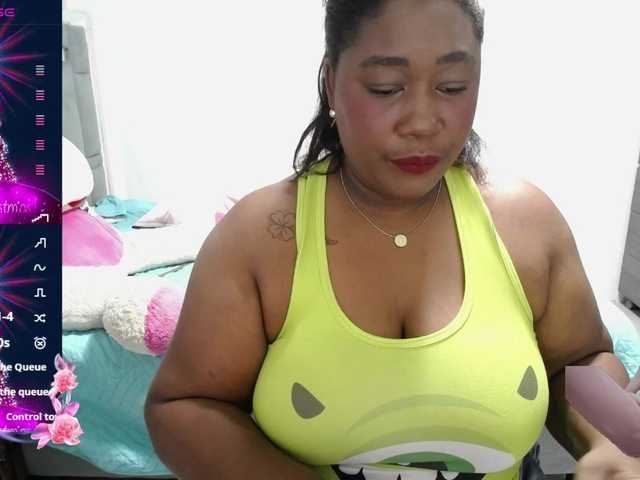 thickebonymilf's BongaCams show and profile