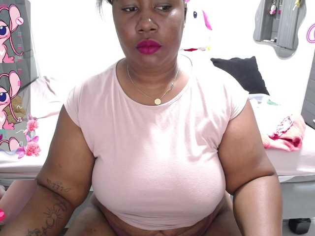 thickebonymilf's BongaCams show and profile