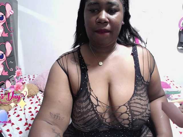 thickebonymilf's BongaCams show and profile