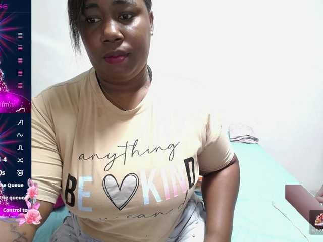 thickebonymilf's BongaCams show and profile