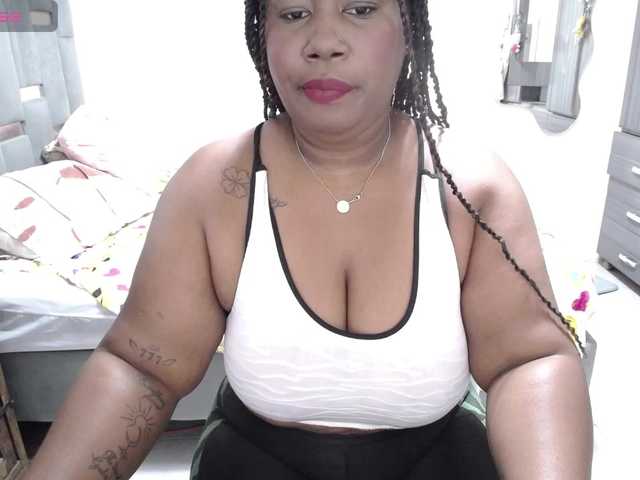 thickebonymilf