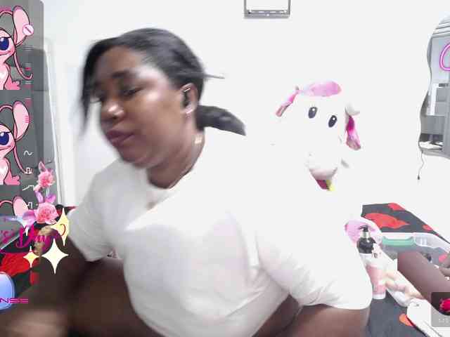 thickebonymilf webcam