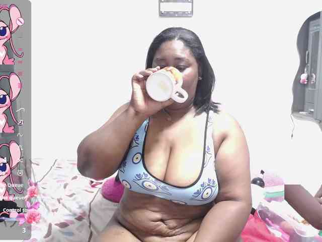 thickebonymilf webcam