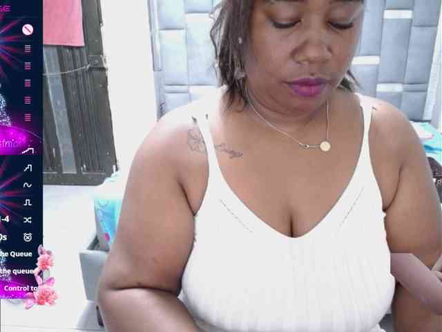 thickebonymilf thickebonymilf