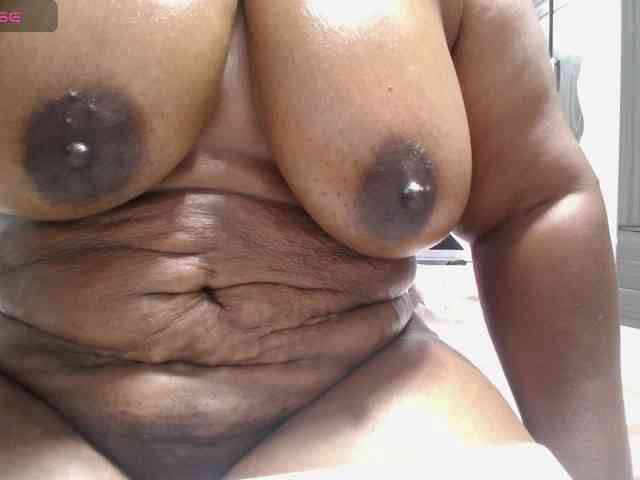 thickebonymilf webcam