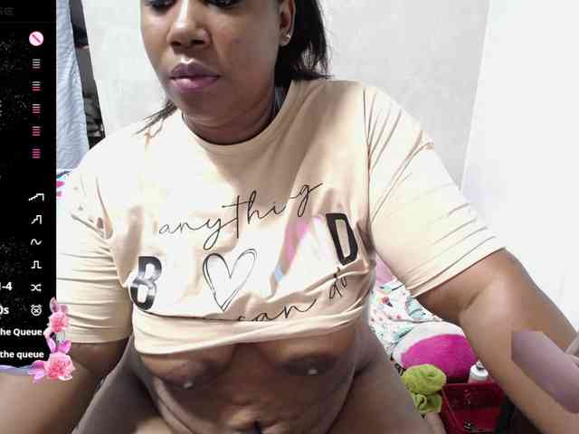 thickebonymilf webcam