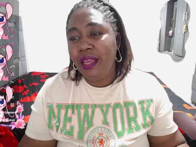 thickebonymilf webcam