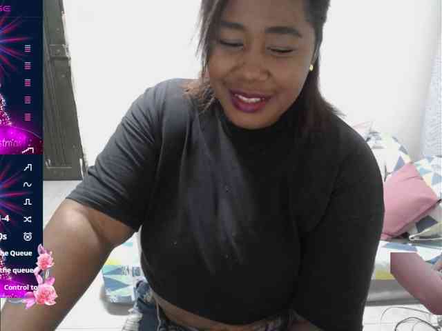 thickebonymilf webcam