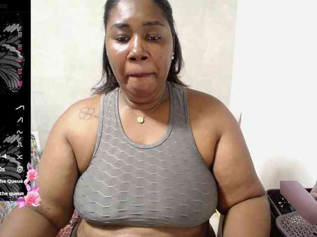 thickebonymilf webcam