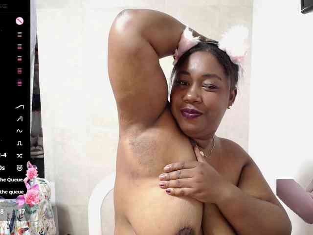 thickebonymilf