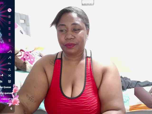 thickebonymilf webcam